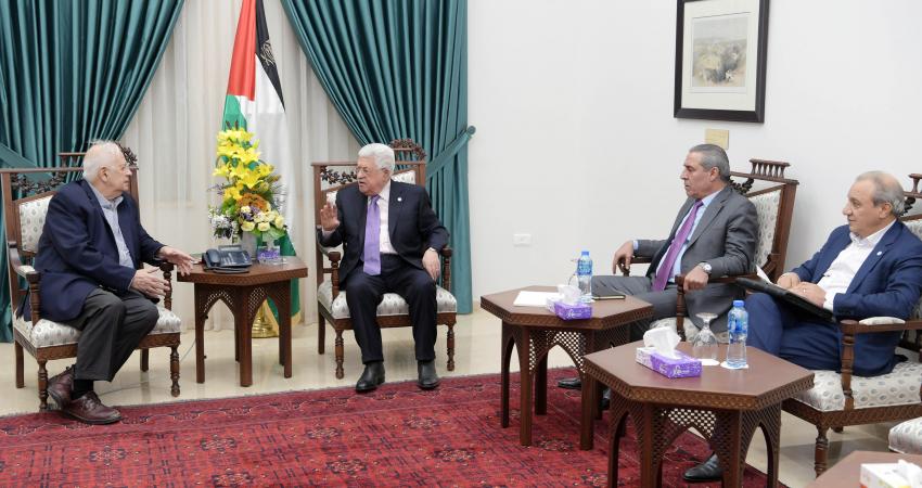 ماذا طلب عباس من لجنة الانتخابات المركزية؟