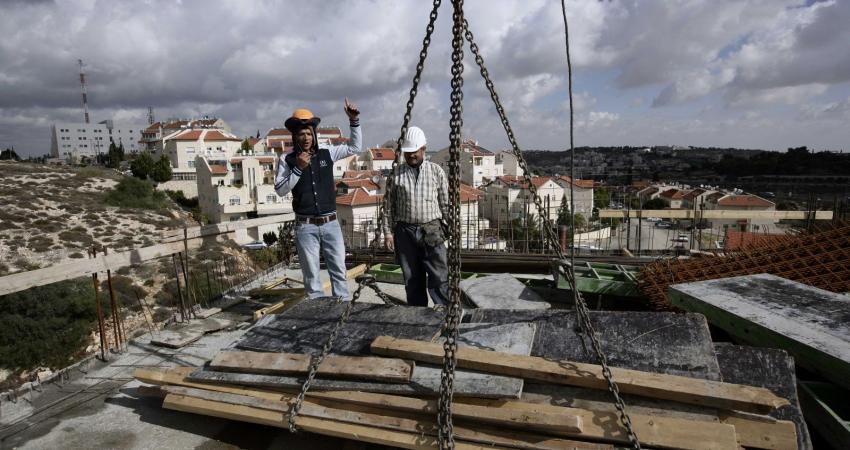 عمال بناء في إسرائيل