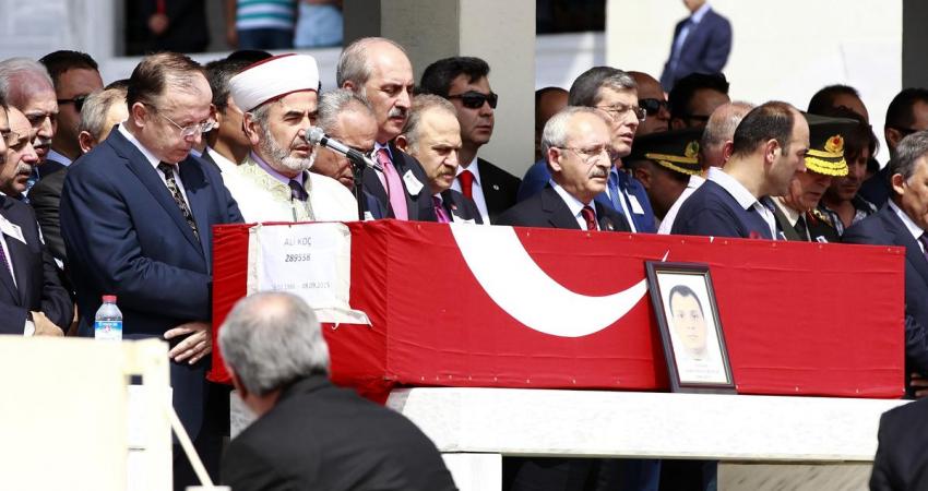 رئيس حزب الاتحاد الكبير الترك، مصطفى دستجي