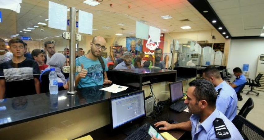 تنقل 5593 مسافر الأربعاء على معبر الكرامة