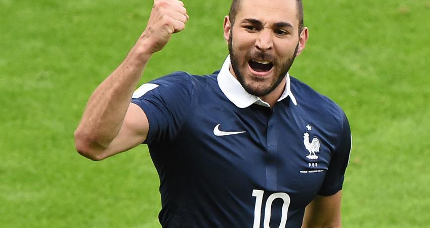 7772659684_karime-benzema-marque-le-troisieme-but-de-la-france-contre-le-honduras