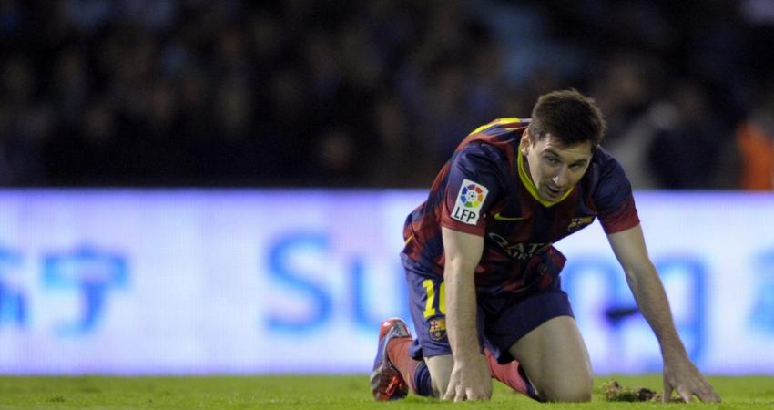 lionel-messi-puking-and-throwing-up-during-a-barcelona-game