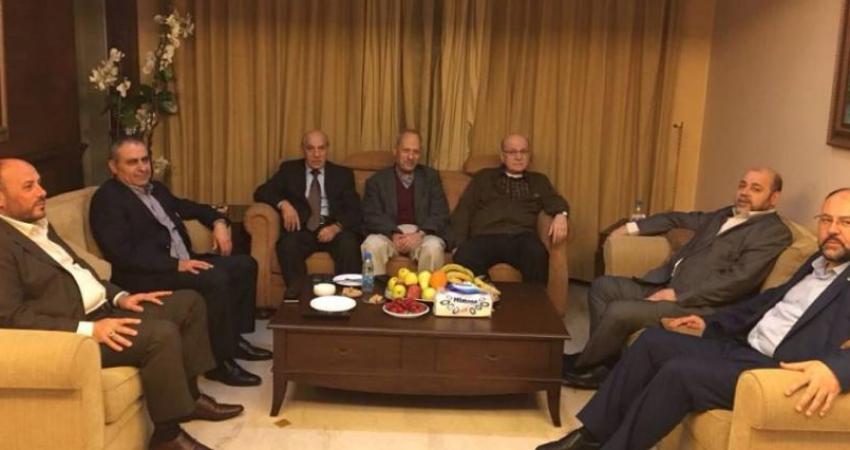 لقاء حماس والديمقراطية في بيروت