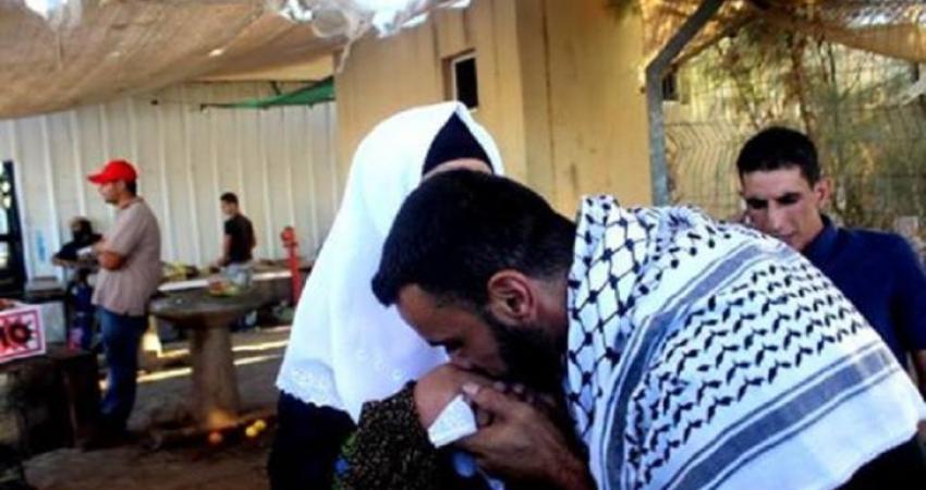 الاحتلال يفرج عن أسير قضى 12 عاما في السجون