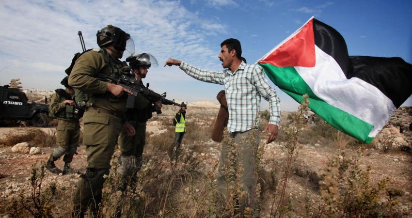 الاحتلال ينصب كميناً ويعتقل صحفيين ونشطاء ببلعين