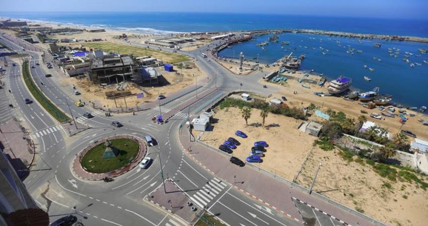 توقعت دائرة الأرصاد الجوية الفلسطينية أن يطرأ اليوم الأحد، ارتفاع على درجات الحرارة، مع بقائها أدنى من معدلاتها لمثل هذا الوقت من العام بحدود درجتين مئويتين، ويكون الطقس غائماً جزئياً إلى صافٍ، وتكون الرياح شمالية غربية خفيفة إلى معتدلة السرعة.  ويوم الاث