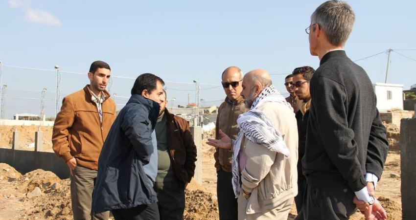 صورة خبر استقبال بلدية دير البلح وفد من مؤسسة التعاون السويسرية