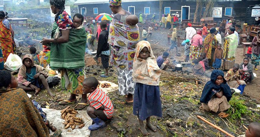 make-shift-refugee-camp-i-007