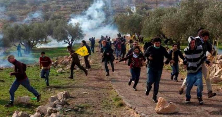 إصابة شاب بكسر في يده في قمع الاحتلال لمسيرة نعلين