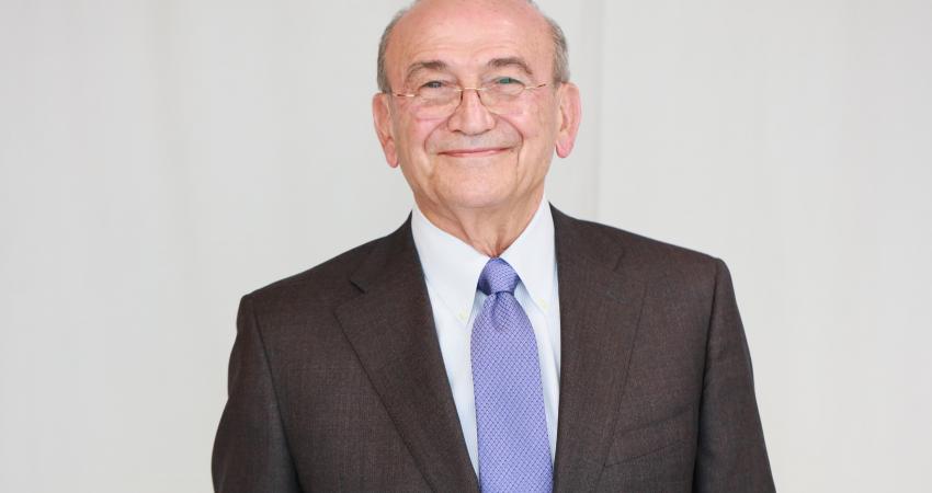 صورة السيد صبيح المصري رئيس مجلس الادارة 