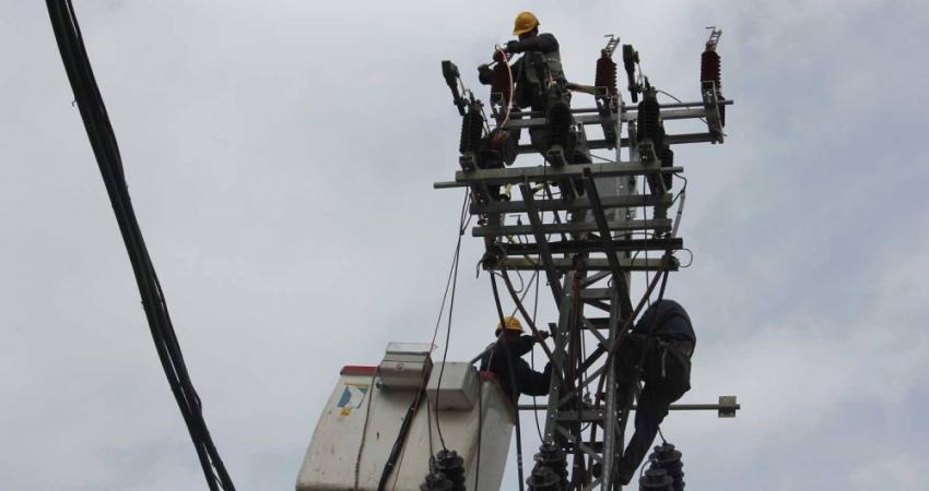 تعطل خط الكهرباء المصري غزة (1) المغذي لرفح