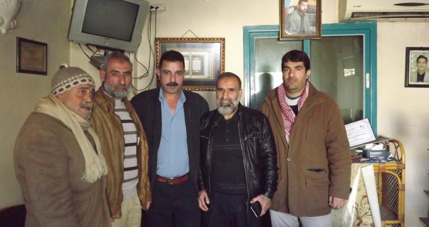 نقابة سائقي الأجرة تناقش مشاكل مواقف السيارات