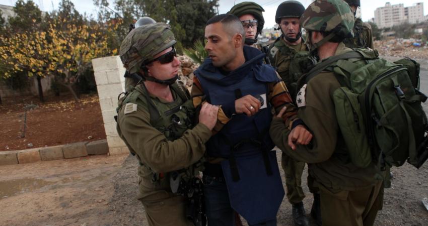 خليفة يطالب بتفعيل القرارات الدولية الخاصة بحماية الصحفيين