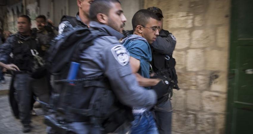 الاحتلال يعتقل 7 شبان من البلدة القديمة بالقدس المحتلّة - أرشيفية