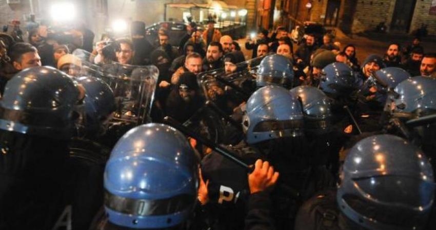 Clashes in Macerata epa