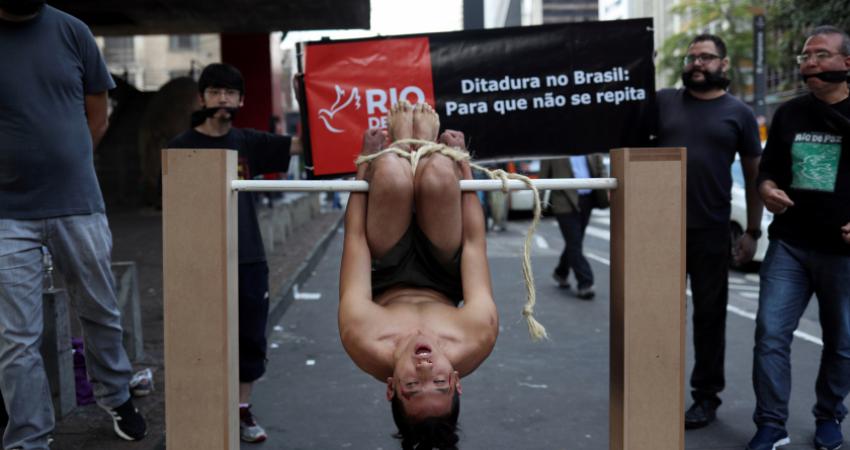 2019-04-01t141940z_864278780_rc11aeda2150_rtrmadp_3_brazil-anniversary-protest-1-840x540