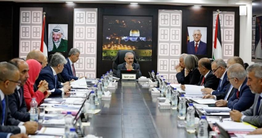 زيادة كبيرة على راتب اشتية ووزراء حكومته