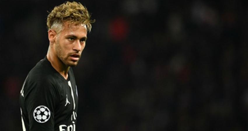 neymar-psg-napoli-uefa-champions-league-24102018_vdnmzpwm0vv31s06ejbb3h2tg