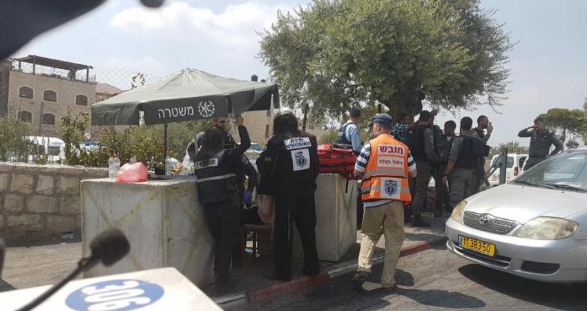 إصابة مستوطن في عملية طعن بالقدس المحتلة