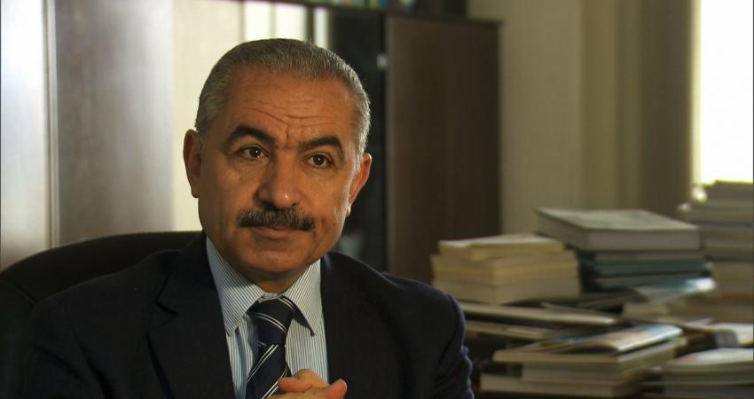 اشتية يطلع السفير السويسري على جهود المصالحة