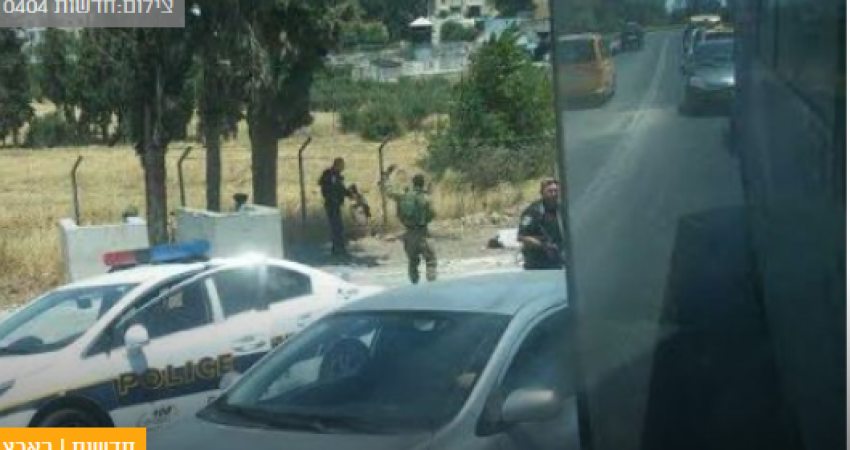 الاحتلال يطلق النار على شاب فلسطيني على مفرق 