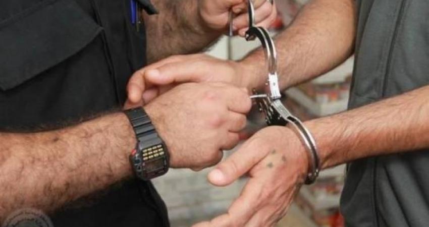 القبض على 3 أشخاص اعتدوا على مواطن