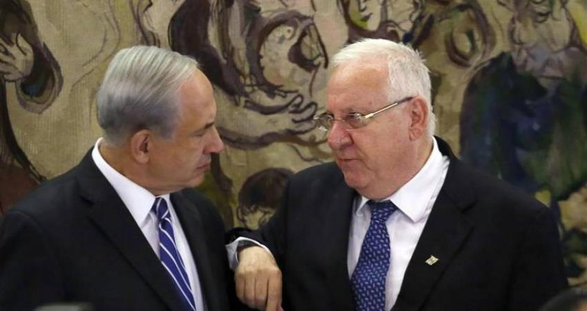   إسرائيلي ريفلين يعتذر للمكسيك عن تصريحات نتنياهو  الأربعاء 01 فبراير 2017 08:26 ص بتوقيت القدس المحتلة  ريفلين يعتذر للمكسيك عن تصريحات نتنياهو     قالت وزارة خارجية الاحتلال الإسرائيلي إن الأزمة الدبلوماسية مع المكسيك انتهت بعد اعتذار رئيس دولة الاحتلا