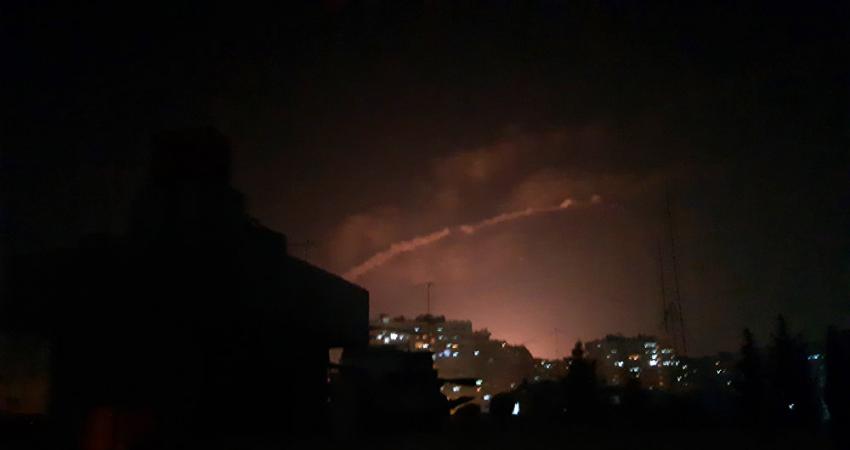 قصف11