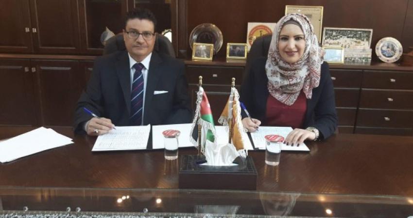 توقيع اتفاقية تنفيذ معرض الصناعات والمنتجات الأردنية بفلسطين