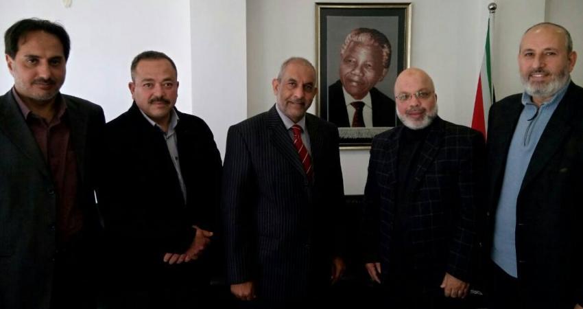 نواب التشريعي يقدمون واجب العزاء لسفير جنوب افريقيا