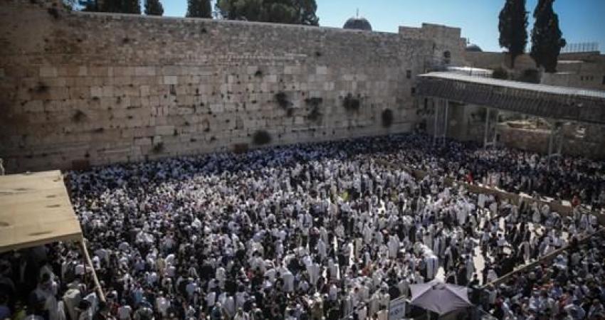تجمع المستوطنين عند حائط البراق