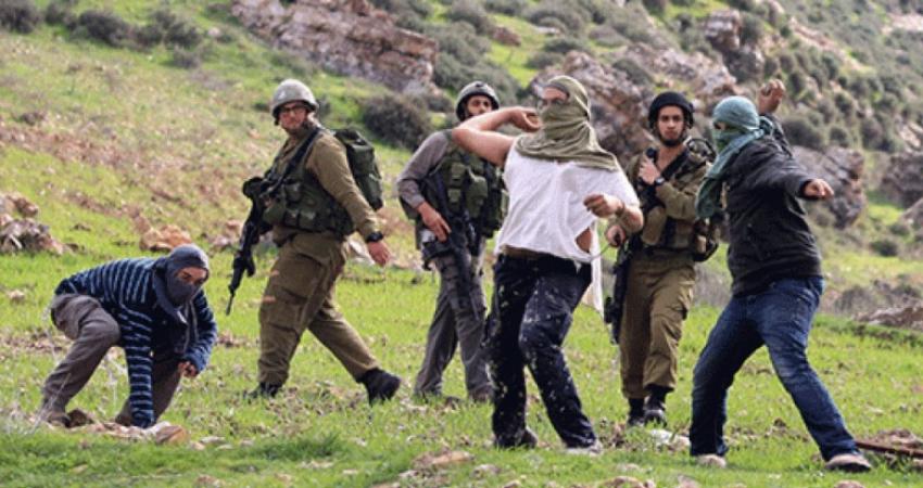 ارتفاع عدد العمليات الإرهابية اليهودية ضد الفلسطينيين بالضفة كشف النقاب، صباح الخميس، عن تقرير للشاباك الإسرائيلي، يحذر فيه من وقوع جرائم جديدة بحق السكان الفلسطينيين، على يد المستوطنين المتطرفين بالضفة الغربية. وذكرت القناة الثانية العبرية، أن تقرير الشا