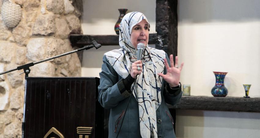 وزارة المرأة تنظم مؤتمر 