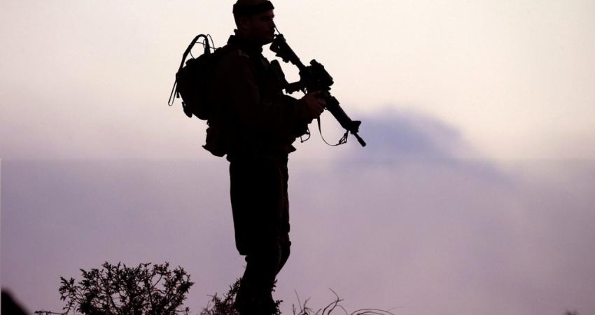headlineImage.adapt.1460.high.Israeli_soldier_07312014.1406896680552