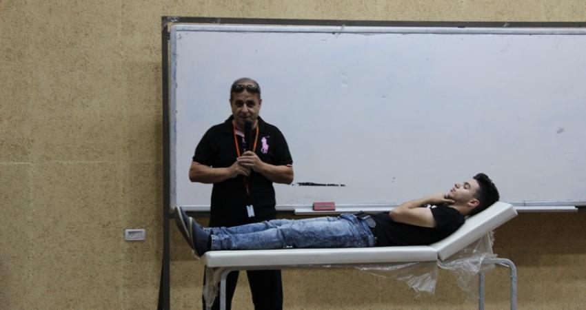"بوليتكنك فلسطين" تستضيف أخصائي الطب الرياضي الدكتور عادل نصار