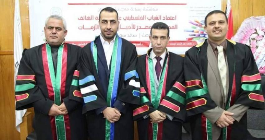 دراسة: 80% من الشباب الفلسطيني يعتمد على صحافة الهاتف المحمول