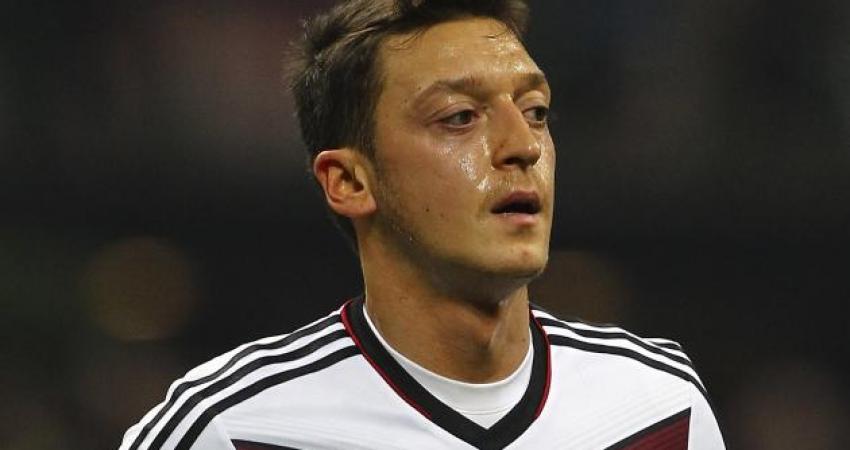 1405619455640_Karena-Piala-Dunia-Ozil-Tak-Puasa-Ramadhan-Tahun-ini