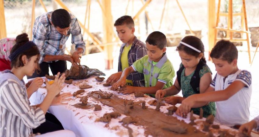 يوم ترفيهي  للطلبة مرضى السرطان بخان يونس