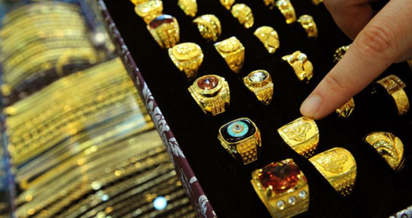 تراجع أسعار الذهب