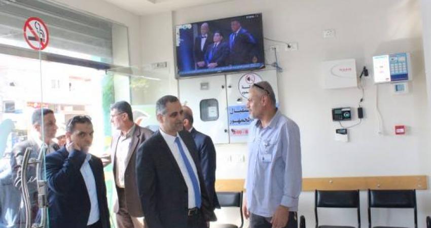 صورة خبر تفقد وزير الاتصالات سير العمل في مكتب بريد دير البلح