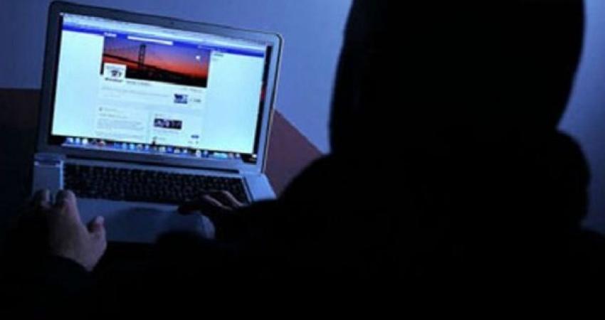 ابتزاز على فيسبوك