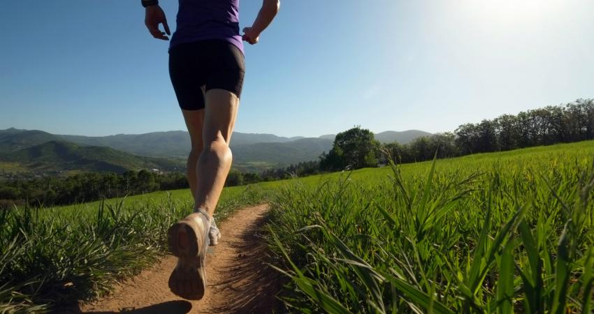o-WOMAN-RUNNING-facebook