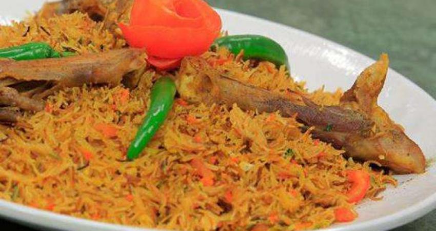 موزة بالشعرية