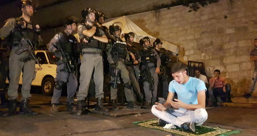 صورة خبر اصابات بقمع الاحتلال اعتصام باب العامود بالقدس