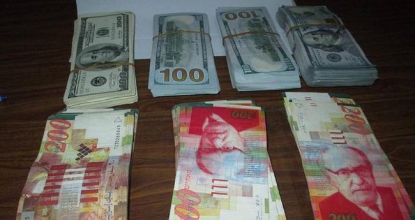 الشرطة بغزة تُعيد مسروقات بقيمة 40 ألف دولار و55 ألف شيكل