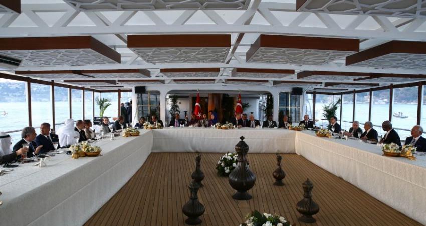 القمة الإسلامية في إسطنبول