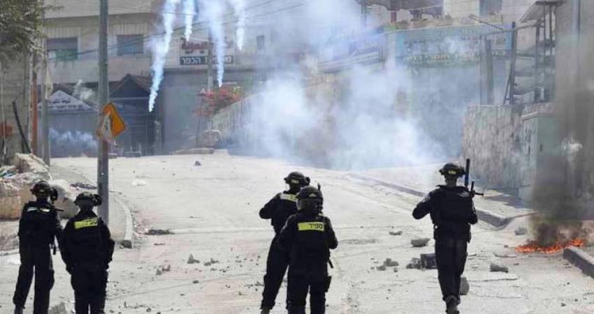 مواجهات بمحيط جامعة القدس في أبو ديس 