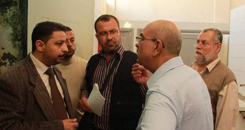 العمادي يطلع على متطلبات المسجد العمري