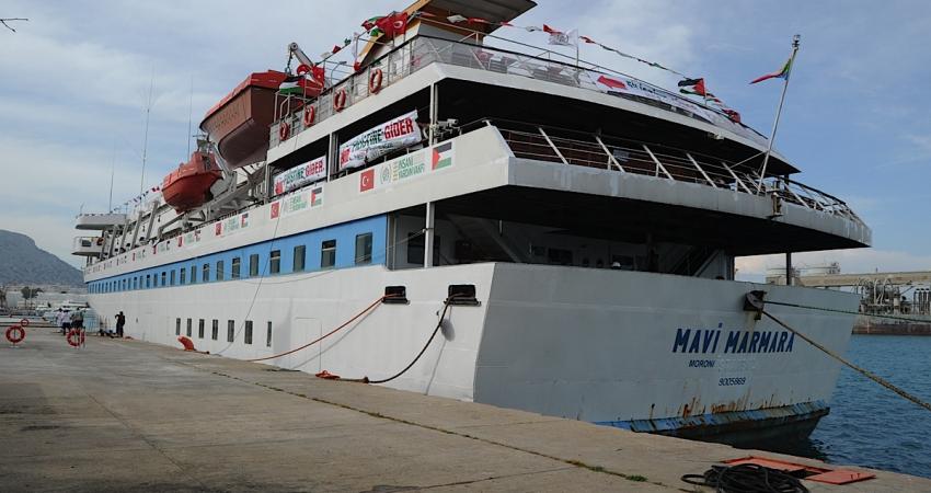 نشطاء فلسطينيون يطلقون هاشتاج 