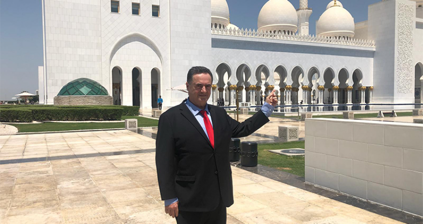 وزير خارجية الاحتلال يكشف: التقيت وزيرًا عربيًا أمس